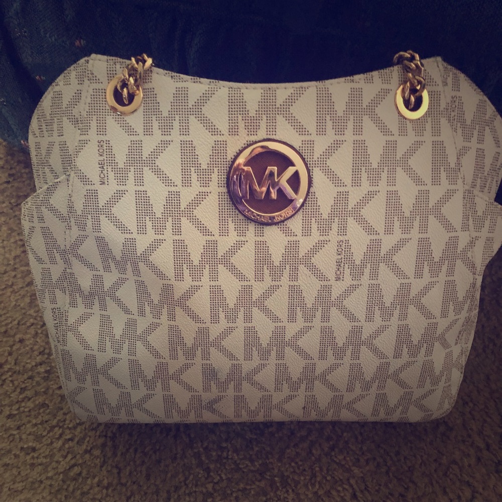 Authentic Michael kors purse and wallet